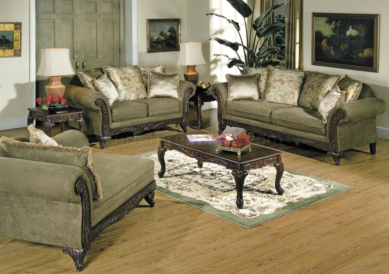 traditional living room sofas