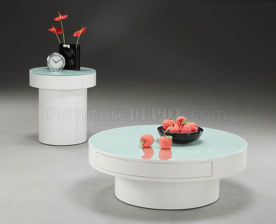 coffee tables   end tables on White Semi Gloss Finish Coffee And End Tables At Furniture Depot