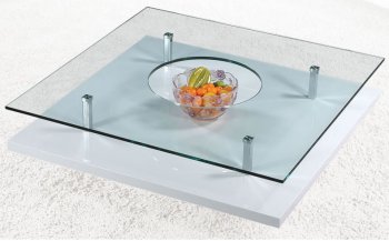 C258 SW Coffee Table in White by At Home USA [AHUCT-C258SW]