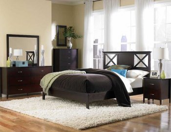 Merlot Finish Modern Wood Panel Bed w/Optional Case Pieces [HEBS-1342-Hammond]