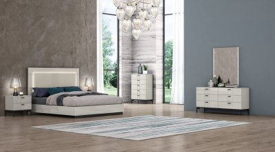 Bella Premium Bedroom in Gray by J&M w/Options