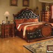 Antique Style Cherry Finish Classic Bedroom w/Optional Casegoods