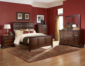 Warm Cherry Finish Traditional Bedroom w/Optional Items [HEBS-1425]