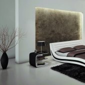 213 White Leatherette Upholstered Bed