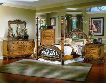 Distressed Oak Finish Classic Post Canopy Bed w/Options [HEBS-853]