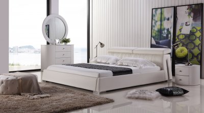 Angel Bed in White Half Leather by Casabianca