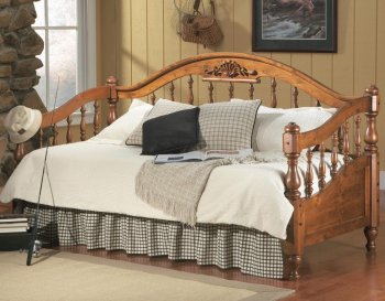 300016 Daybed by Coaster in Distressed Brown [CRKB-300016]