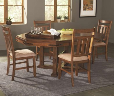 Medium Oak Finish Traditional 5Pc Dining Table Set