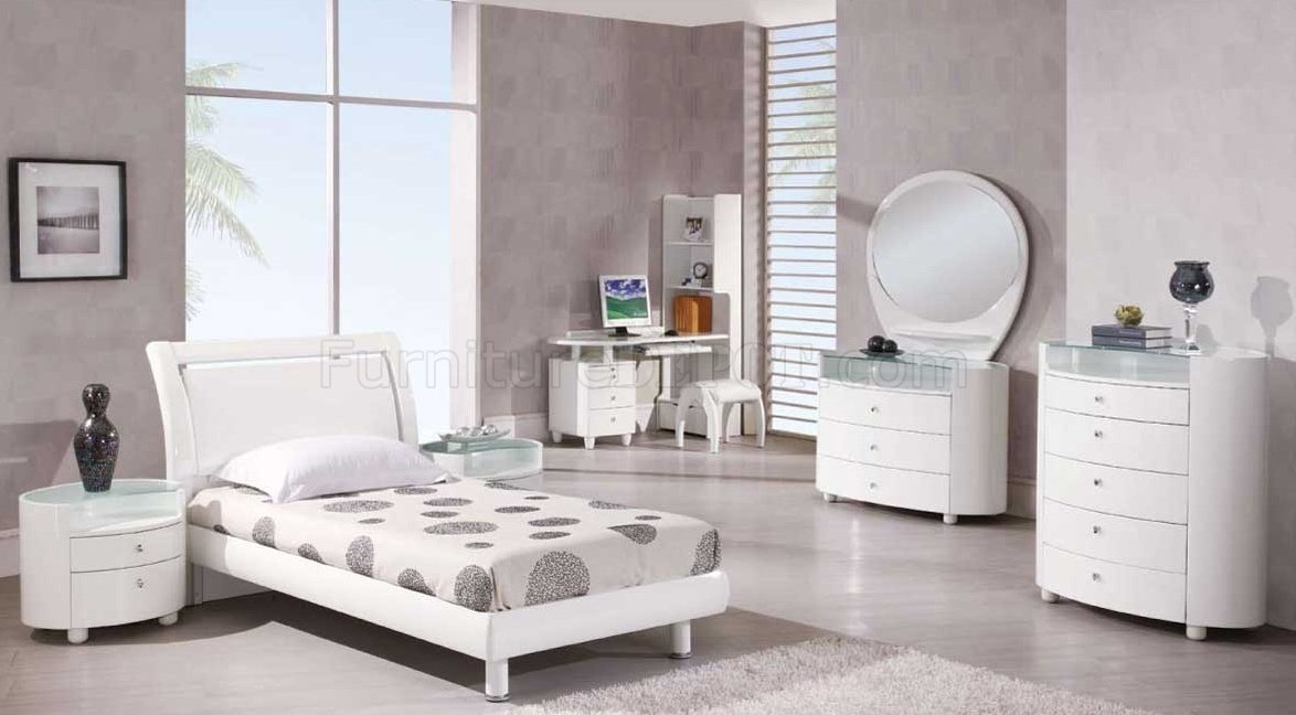 emily white bedroom furniture