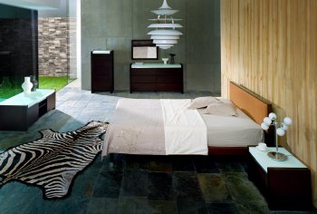 Wenge Finish Stylish Bedroom Set With Frosted Glass Design [BHBS-Metro]