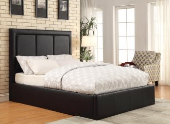 Jacobsen 300493 Upholstered Bed in Black Leatherette by Coaster [CRB-300493 Jacobsen]