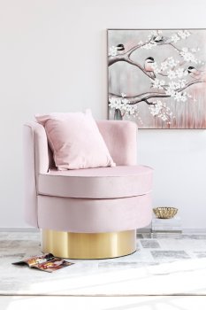 Kendra Accent Chair 576 in Pink Velvet by Meridian [MRCC-576 Kendra Pink]