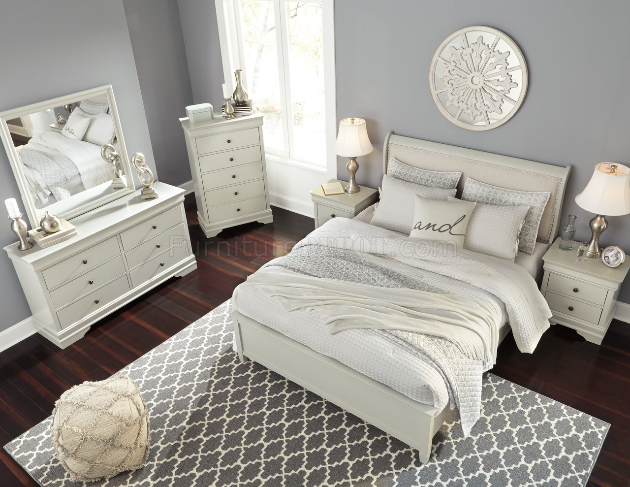 Ashley jorstad sleigh deals bed