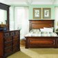 Medium Oak Traditional Huntly Bed w/Optional Case Goods