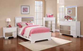 Havering 400861 Youth Bedroom 4Pc Set in White w/Options [CRKB-400861-Havering]