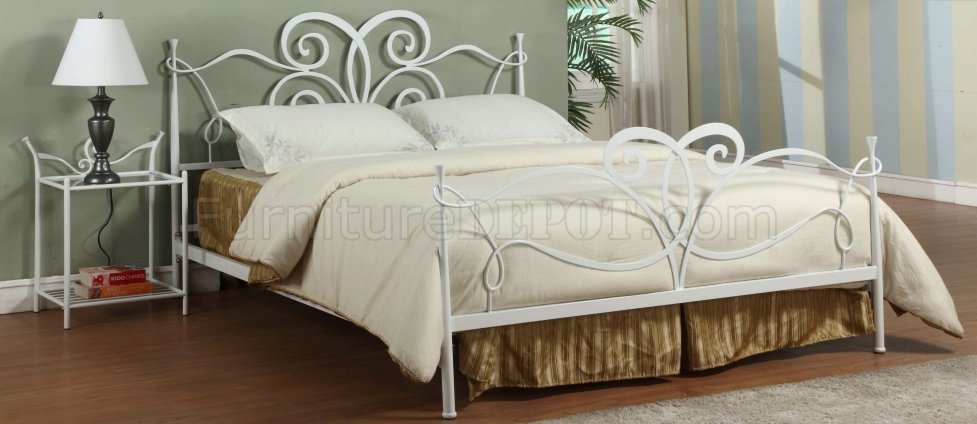 White Metal Modern Bedroom w/Optional Night Stands - Click Image to Close