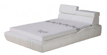 Steward Bed in White Leather Match by Whiteline Imports [WLB-Steward White]