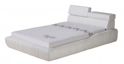 Steward Bed in White Leather Match by Whiteline Imports