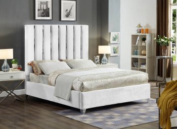 Enzo Upholstered Bed in White Velvet Fabric by Meridian [MRB-Enzo White]