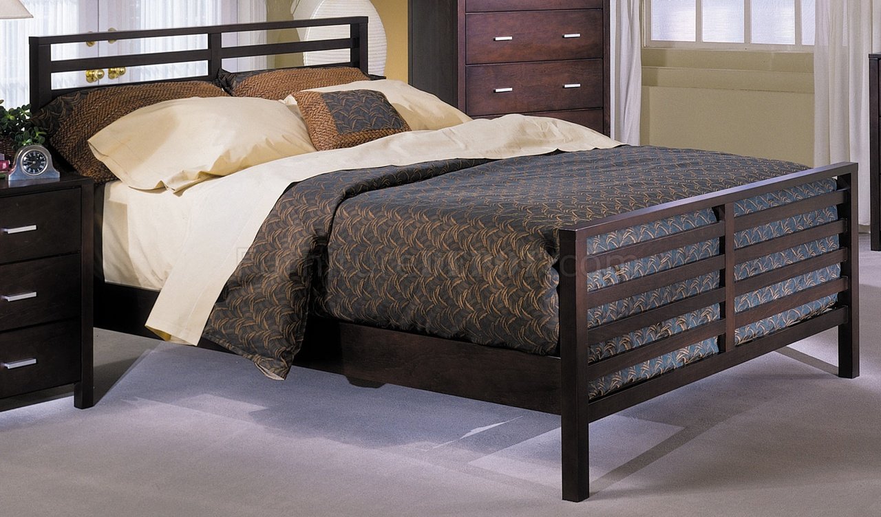 Cappuccino Finish Modern 5Pc Bedroom Set W/Lattice Design Bed