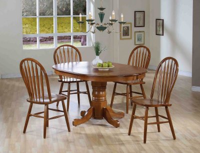 Medium Oak Finish Classic 5Pc Dining Set w/Optional Side Chairs