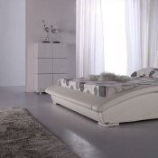 White Leatherette Modern Stylish Bed w/Padded Headboard