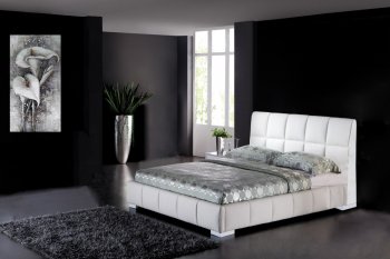 White Leatherette Upholstery Modern Bed B-83 [GRBS-B-83]