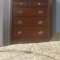 Brown Cherry Finish Classic Bedroom Set w/Queen Size Bed