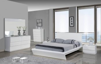 Nelly Bedroom in High Gloss White w/Options by Whiteline [WLBS-Nelly White]