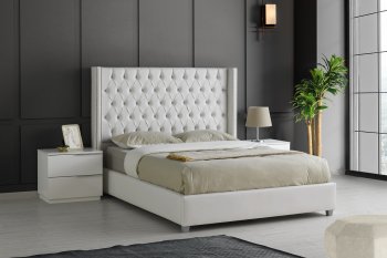 Classic Upholstered Bed B101 in White Vinyl [SFMAB-B101 Classic White]