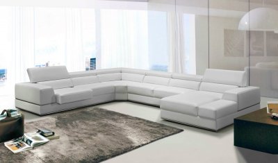 Pella Sectional Sofa 5106 in White Bonded Leather by VIG