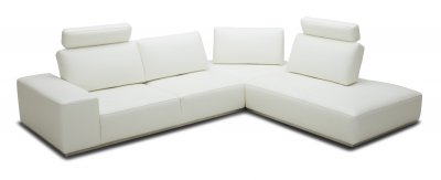 Martha Sectional Sofa 5615B in Off-White Leather by VIG