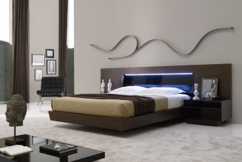 Barcelona Premium Bedroom in Tobacco by J&M w/Optional Casegoods [JMBS-Barcelona]