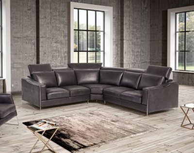 Ethan Sectional Sofa in Black Full Leather by VIG