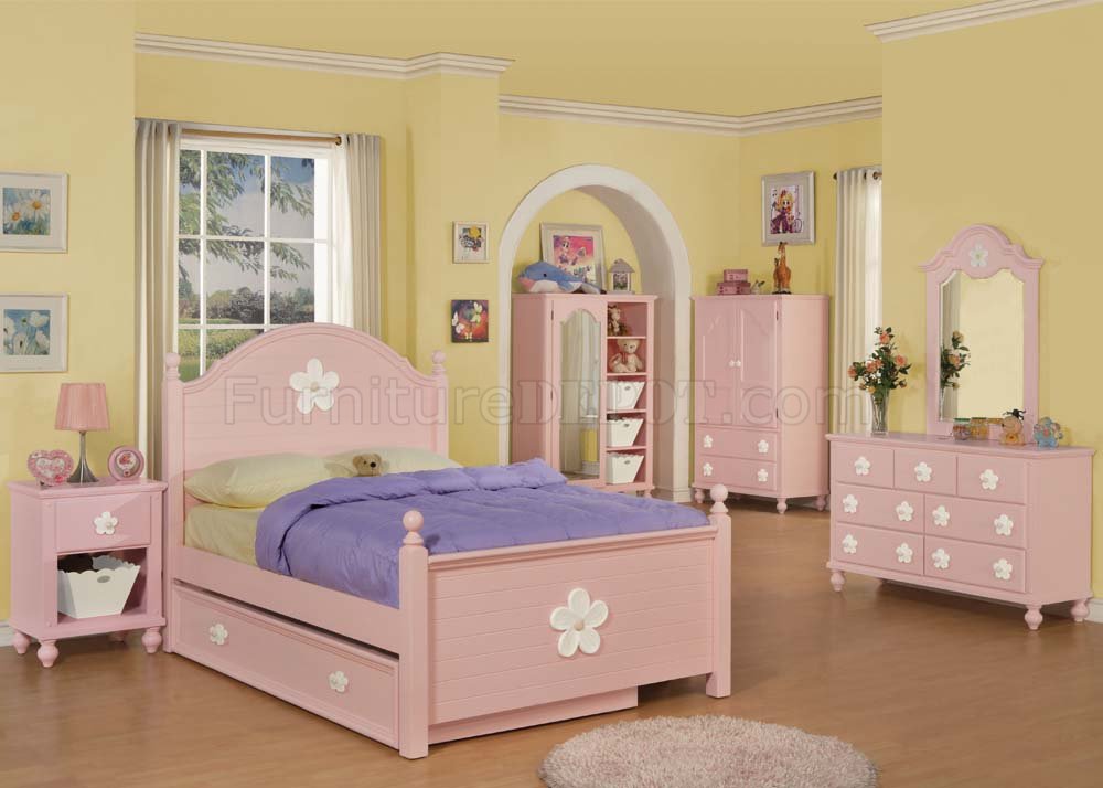 Floresville Pink Kids Bedroom 4Pc Set 