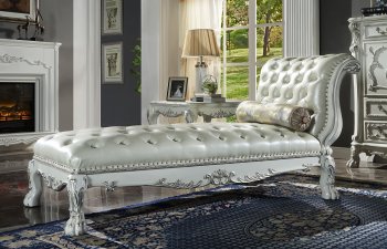 Dresden Chaise AC01693 in PU & Antique White by Acme [AMCL-AC01693 Dresden]