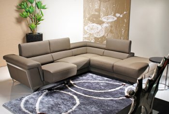 Light Brown Leather Modern Sectional Sofa w/Chrome Legs [JMSS-5069]