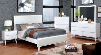 Lennart CM7387WH 5Pc Bedroom Set in White w/Leatherette Panels