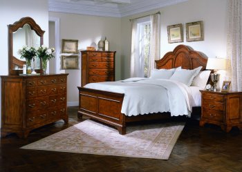 Windsor Cherry Finish Traditional Bed w/Optional Case Goods [LFBS-155-BR]