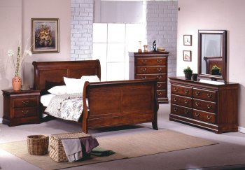 Brown Cherry Finish Classic Bedroom w/Optional Case Goods [WDBS-1133]