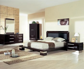 Wenge High Gloss Finish Modern Bedroom Set W/Silver Accents [GFBS-73-GB990]