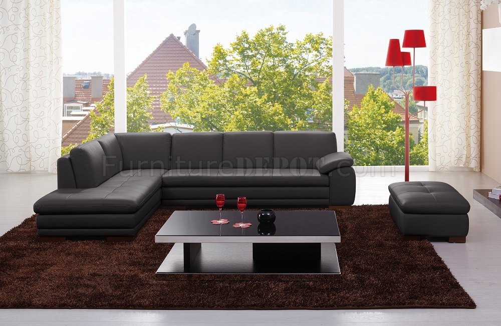 625 Sectional Sofa in Black Italian Leather by J M