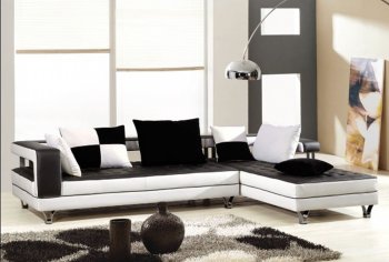 Black and White Leather Upholstered Contemporary Sectional Sofa [SHSS-H218 BW]