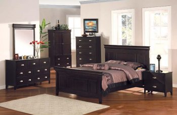 Espresso Finish Bedroom With Classic Design [AMBS-70-2390]