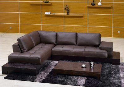 Brown Leather Modern Sectional Sofa w/Wooden Base