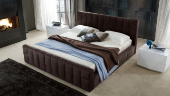 Essence Bedroom in Brown by Rossetto w/Optional Nightstands [Rossetto-Essence Brown]