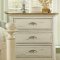 Ocean Isle Bedroom 303-BR 5Pc Set Bisque/Natural Pine by Liberty