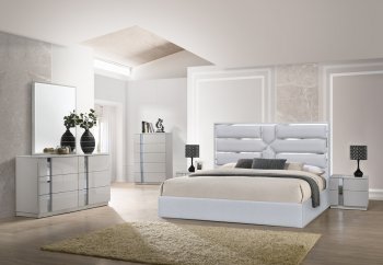 Da Vinci Bedroom Silver J&M w/Optional Palermo Gray Casegoods [JMBS-Da Vinci Silver Palermo Gr]