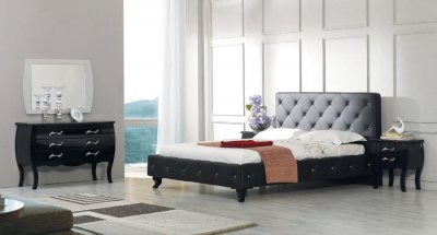 Black or White Leatherette Modern 4Pc Bedroom Set w/Crystals