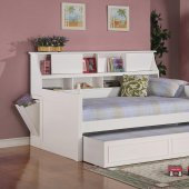 300480 Daisy Daybed in Matte White by Coaster